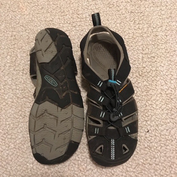 keen sandals - Picture 2 of 2